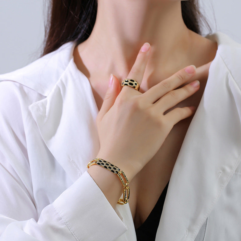 Parure chaîne serpent plaquée or – Élégance européenne et américaine
