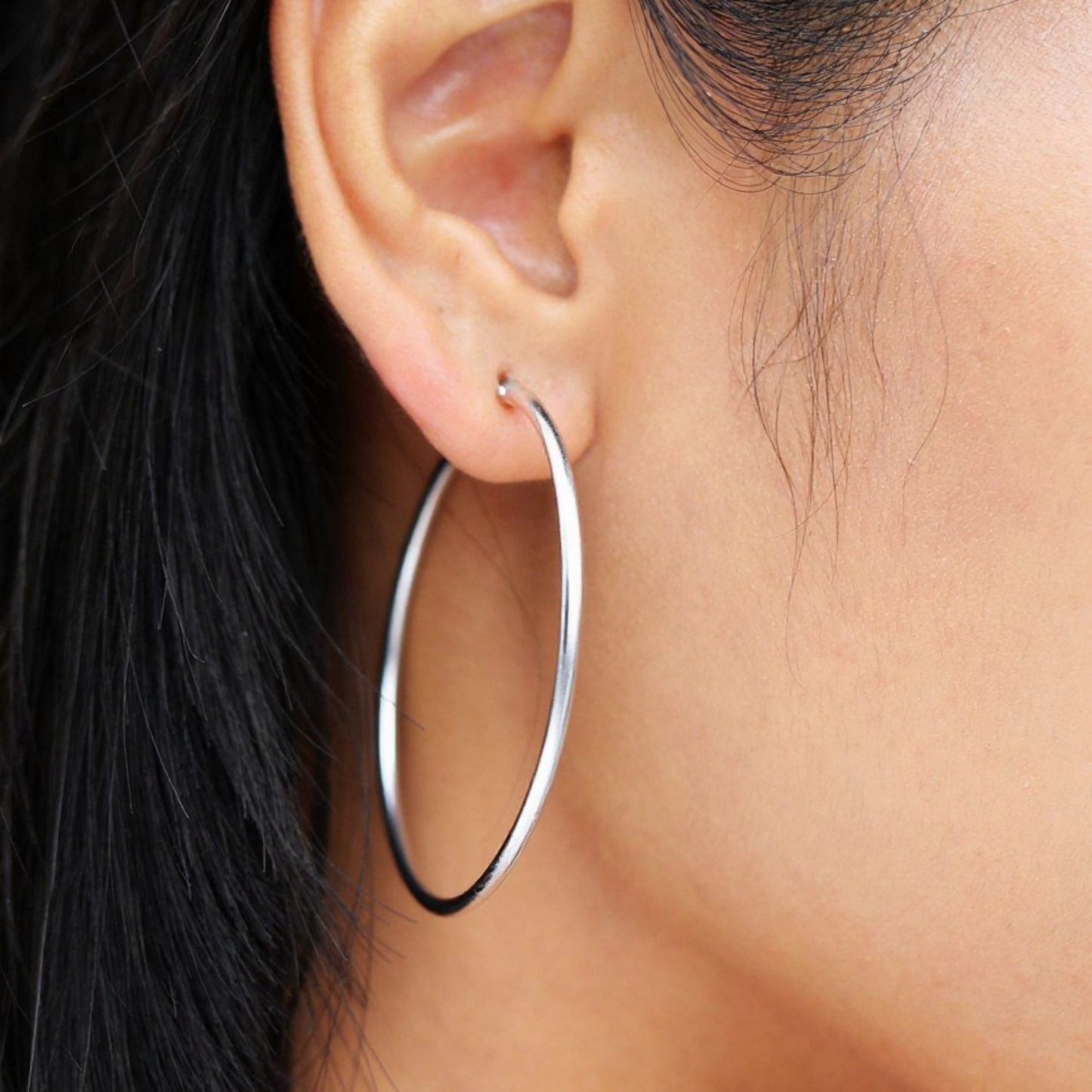 Boucles d’oreilles créoles élégantes en argent 925 et plaqué or 18K – Design géométrique classique pour femme