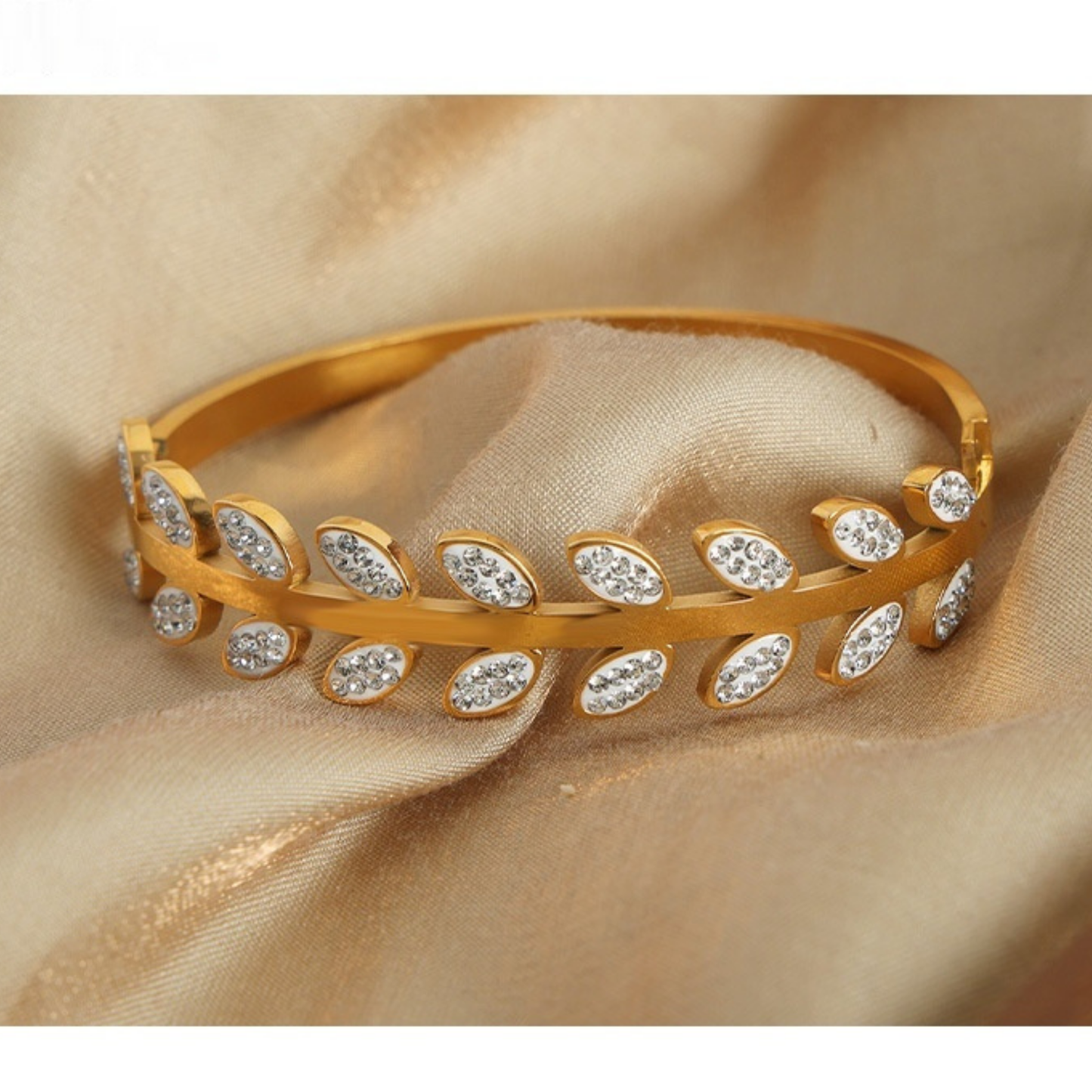 Bracelet feuille en acier titane – Léger & luxueux