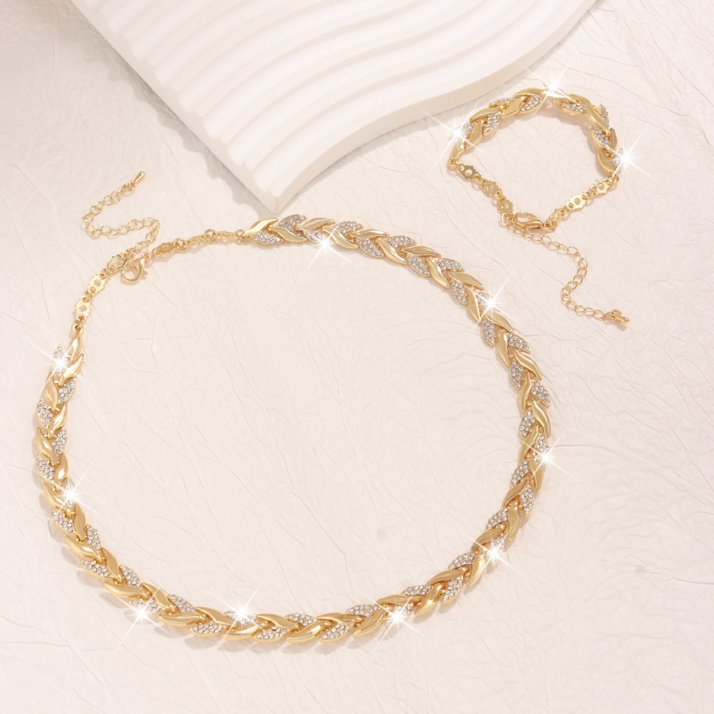 Bracelet "Feuille de Saule" – Élégance Naturelle & Luxe Abordable