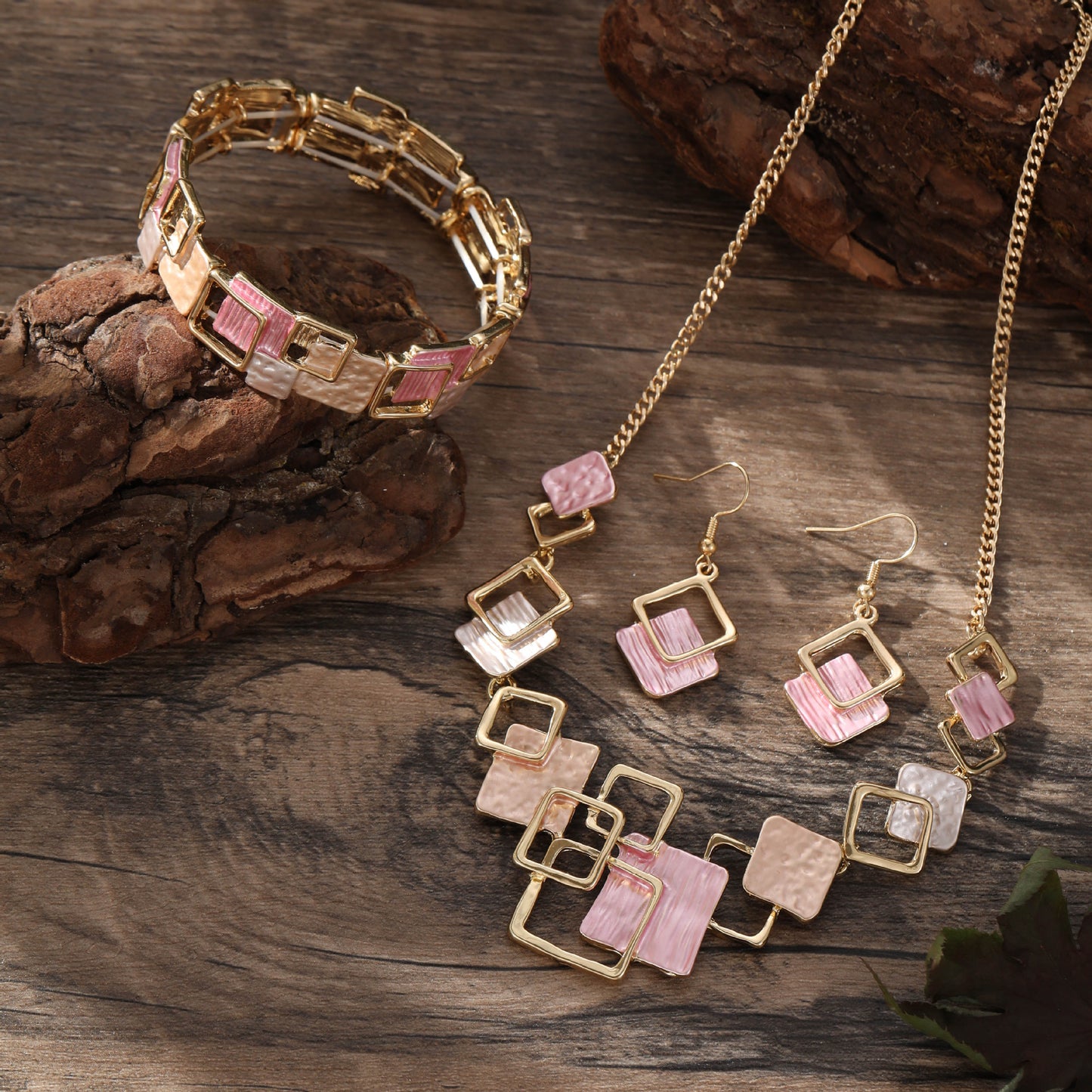 Parure géométrique colorée – Collier, bracelet & boucles d’oreilles style peinture à l’huile (Copie)