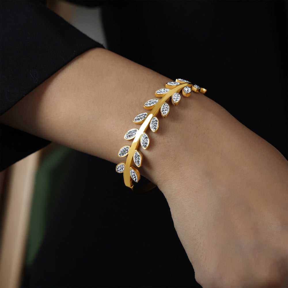 Bracelet feuille en acier titane – Léger & luxueux