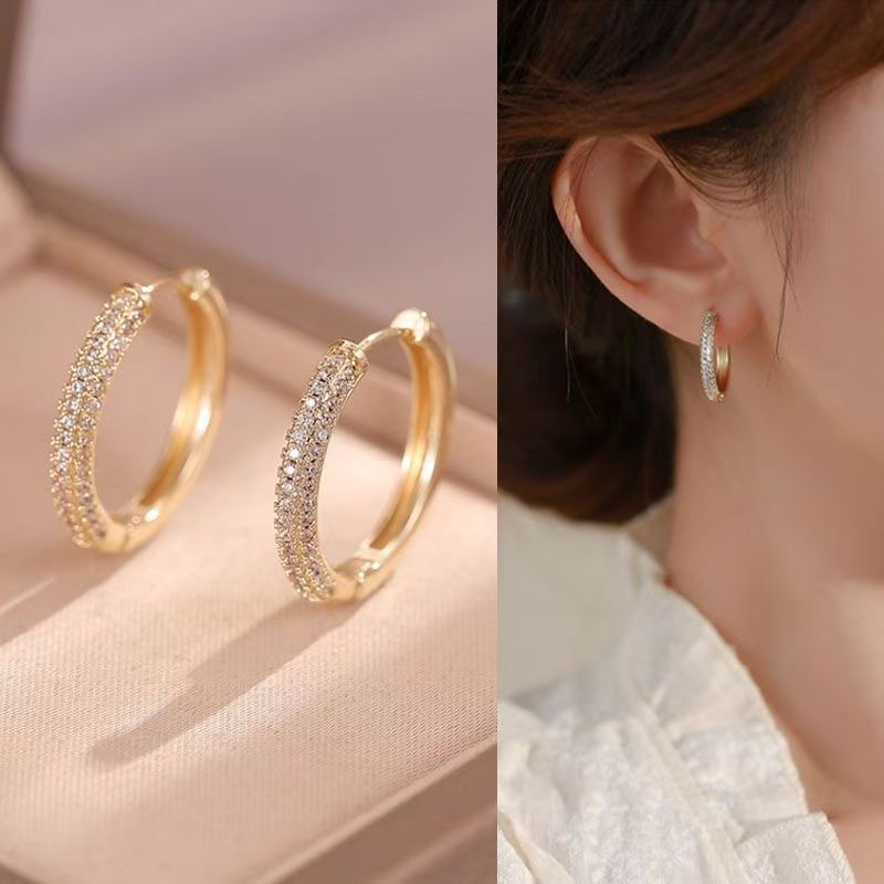Boucles d’Oreilles Géométriques Cercle en Cuivre Doré – Style Mode OL avec Zircon Incrusté | Luxe Léger Femme